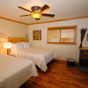 Queen Room Two Queen Beds